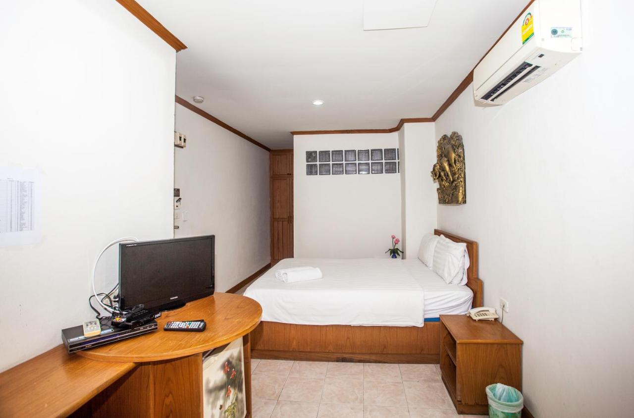 Andaman Sea Patong Hotel Exterior foto
