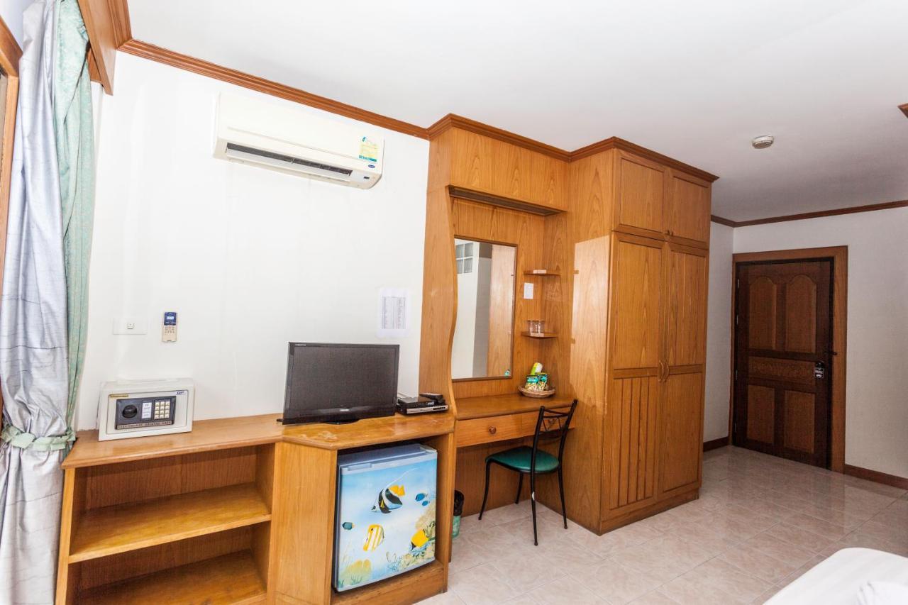 Andaman Sea Patong Hotel Exterior foto
